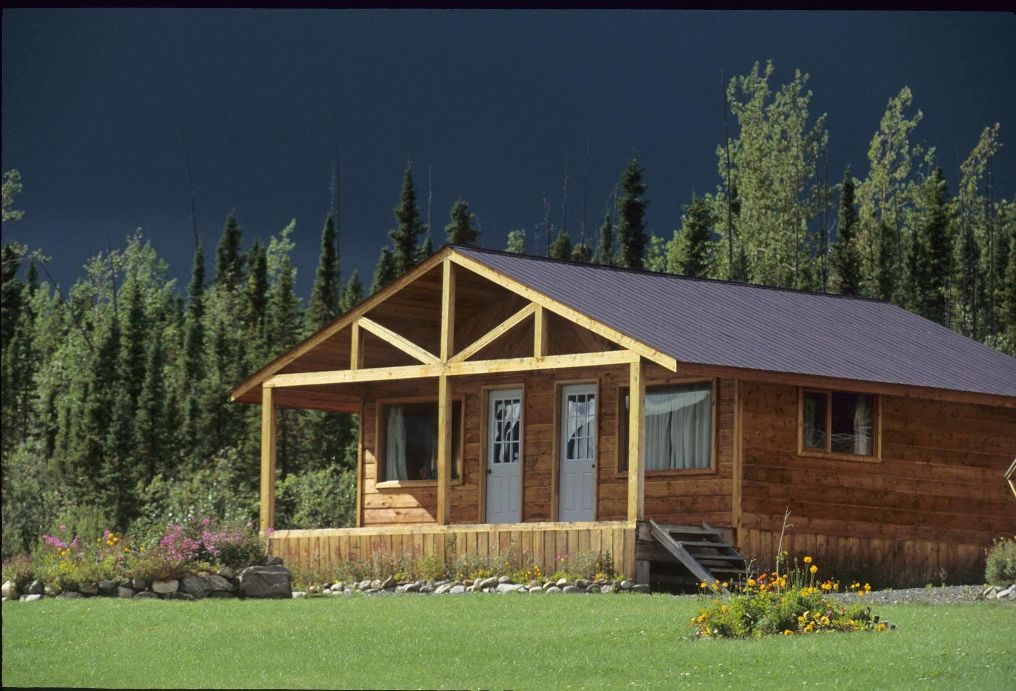 Inconnu Lodge Mcevoy Lake Zewnętrze zdjęcie