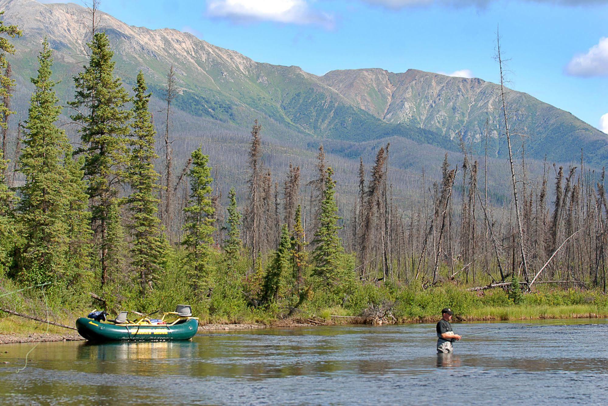 Inconnu Lodge Mcevoy Lake Zewnętrze zdjęcie