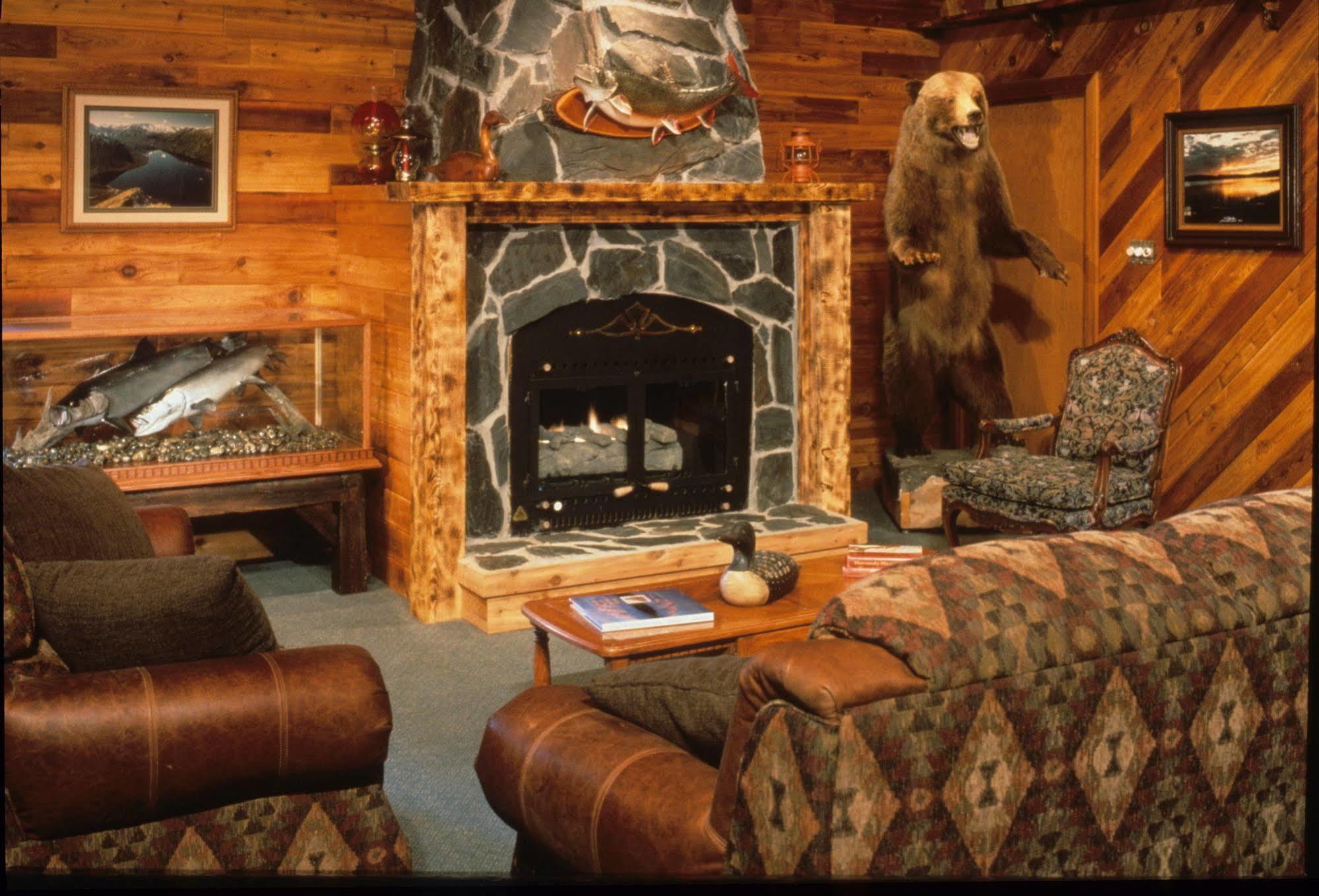 Inconnu Lodge Mcevoy Lake Zewnętrze zdjęcie